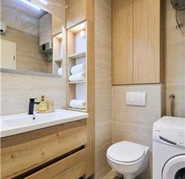 One Bedroom Apartment in Dubrovnik City with balcony and Parking, Sleeps 2-3